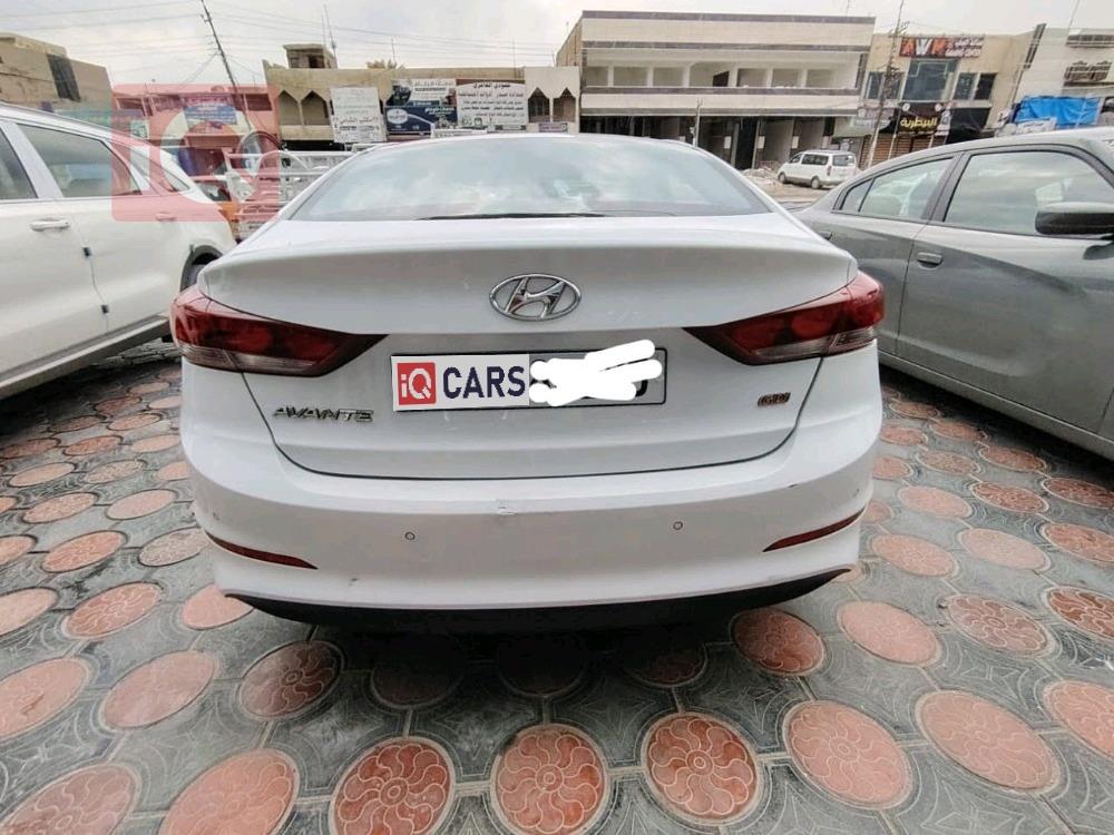 هيونداي النترا